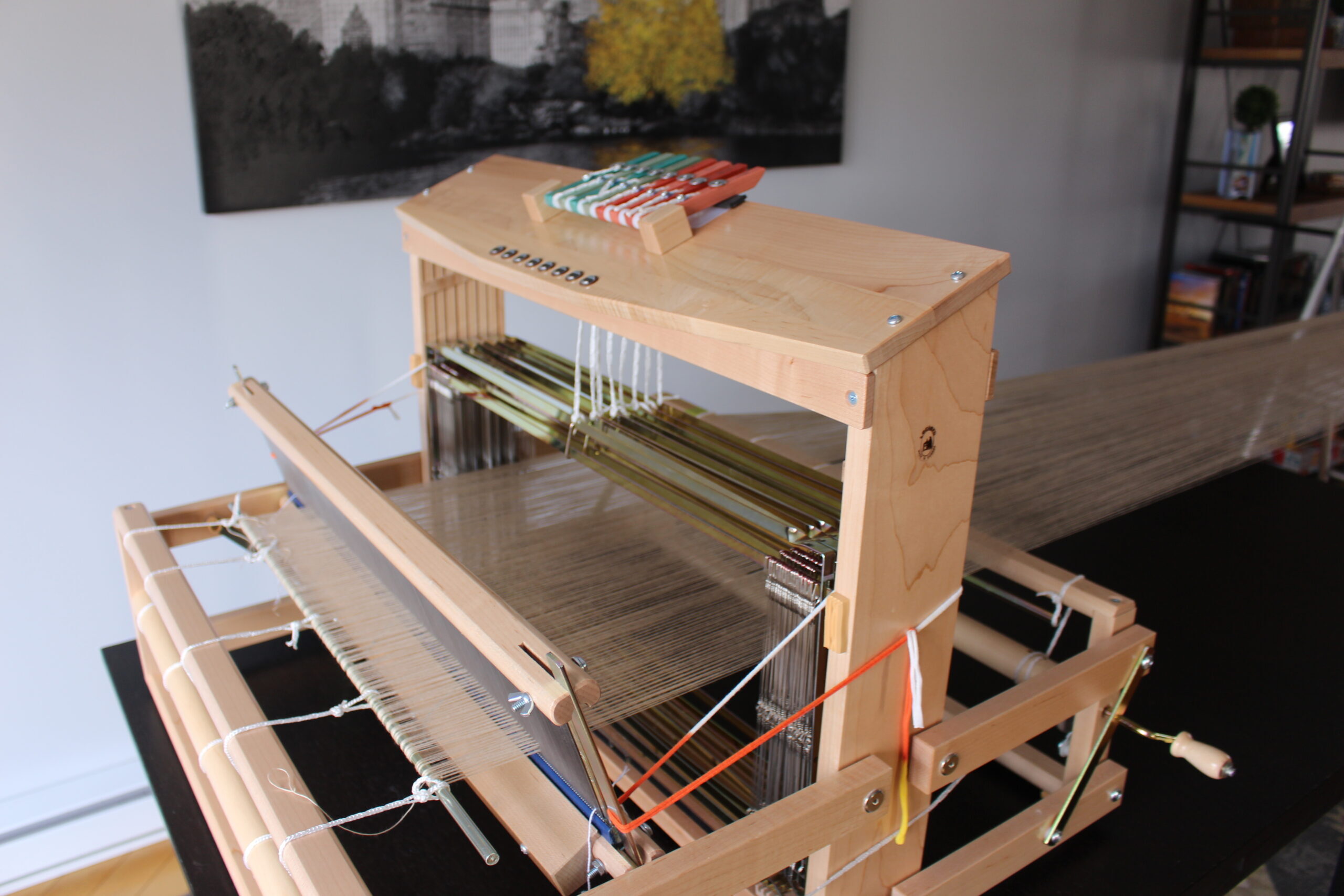 Direct warp on a table loom