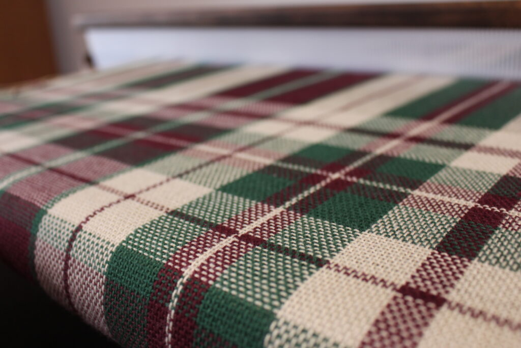 Weaving rustic christmas dishtowels